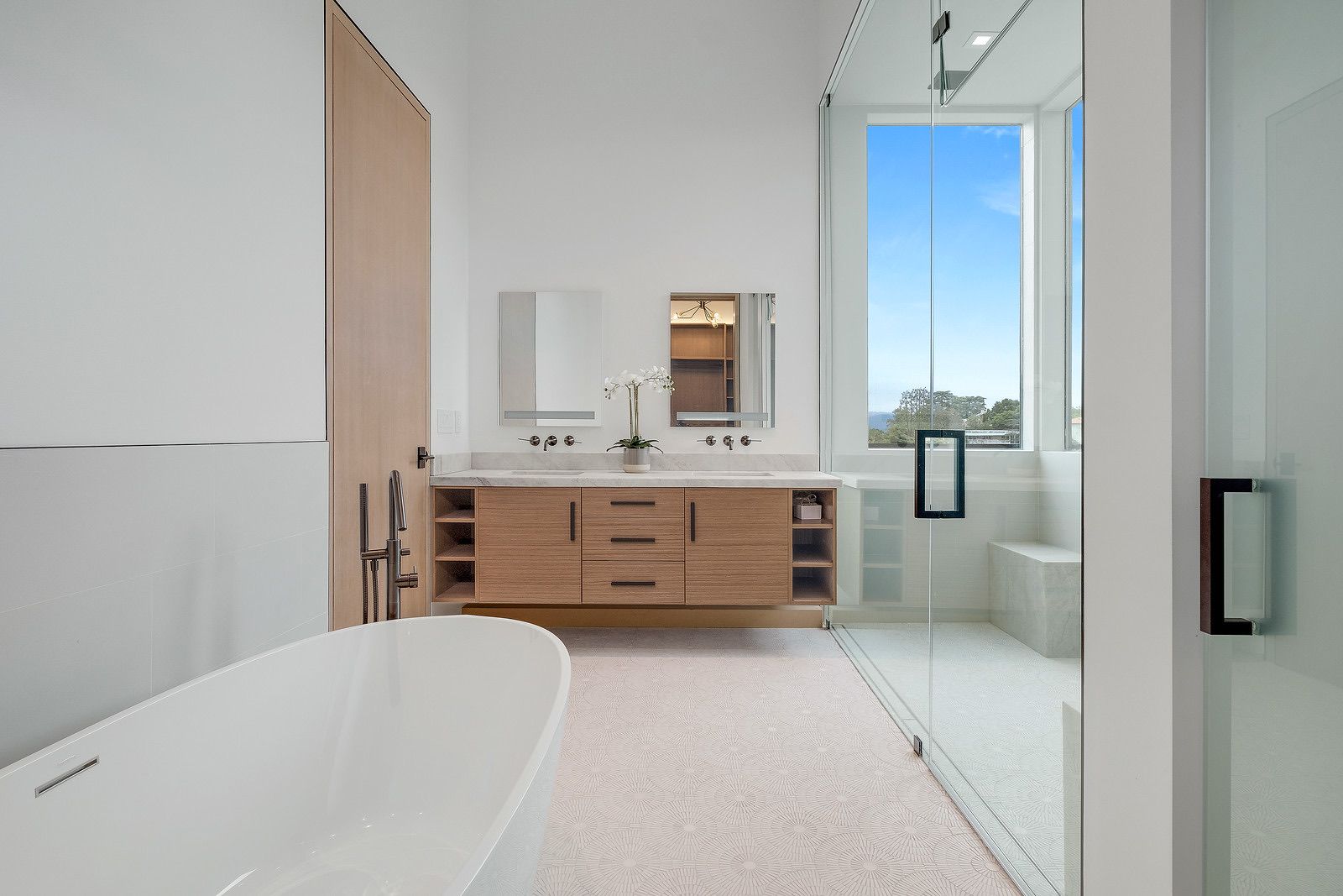 Modern bathroom remodel in San Diego by Shiro Builders Group